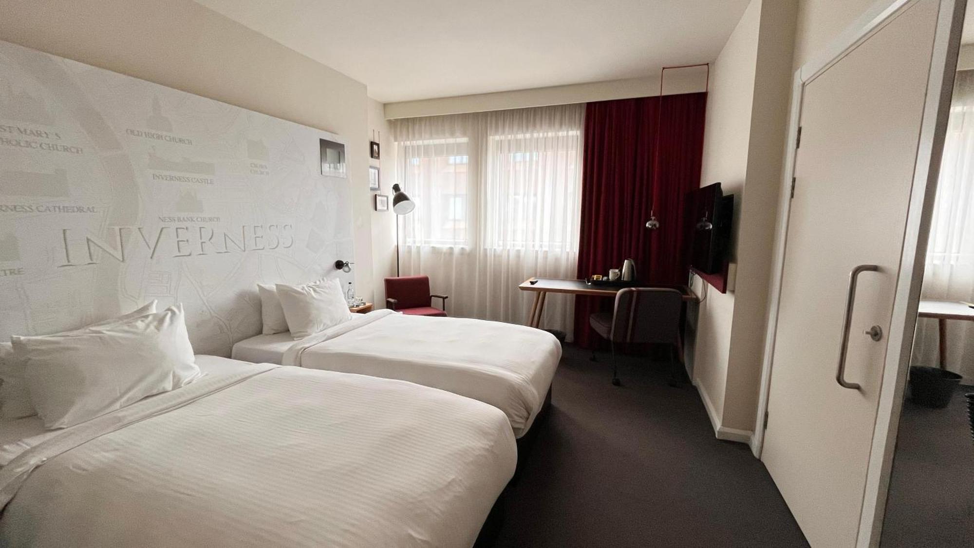 เพนตาโฮเทล อินเวอร์เนส Hotel ภายนอก รูปภาพ